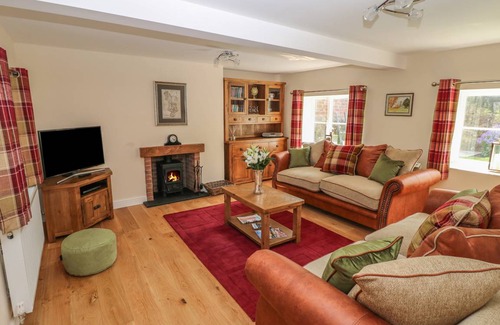 Smisby Cottage | Cabin ∙ 4 bedrooms ∙ 8 guests