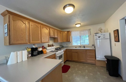 Naches Cabin | Cabin By River off the grid.