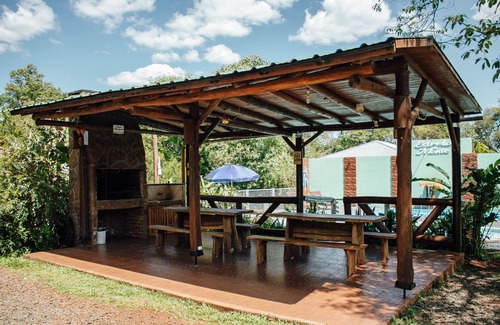 Zona Granja Cabin | Cabin for 6 in Iguazu with BBQ and Pool