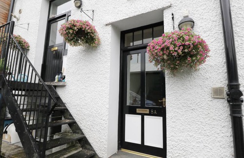 Bowness-on-Windermere Cottage | Cabin ∙ 3 bedrooms ∙ 6 guests