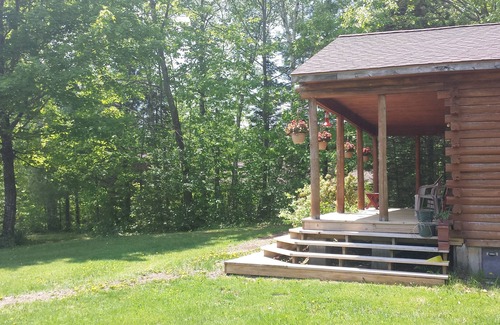 Exeter Cabin | Cabin in scenic woods with hiking trails, firepit, horseback riding nearby