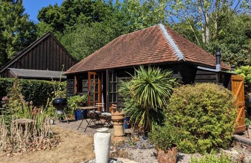 New Forest District Apartment | Cabin in the Forest