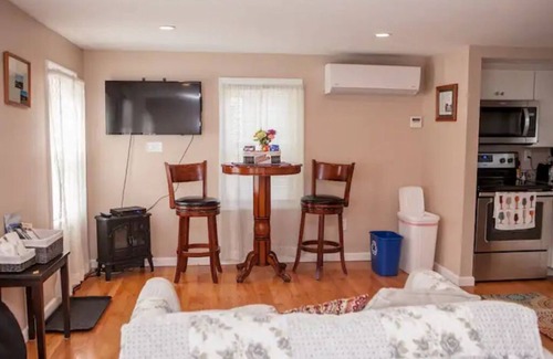 Middle Hope Cabin | Cabin in the Heart of the Hudson Valley, Cabin 1