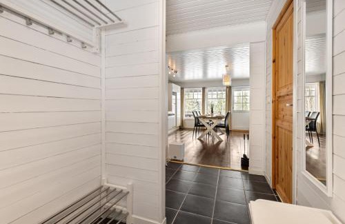 Grondalen House | Cabin in Trysil with seaview to lake