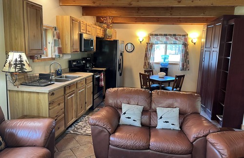 Klickitat Cabin | Cabin on the Klickitat River - Boat Access and Beach