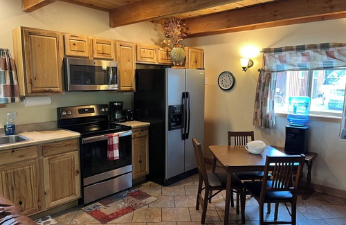 Klickitat Cabin | Cabin on the Klickitat River - Boat Access and Beach