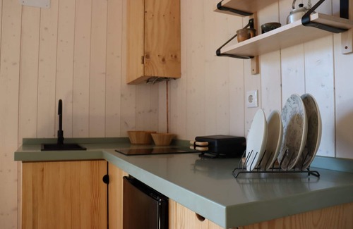 Jubrique Cabin | Cabin 'Oropéndola' with Mountain View, Shared Pool and Private Terrace