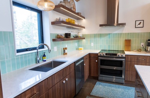 Esko Cabin | Cabin & Treehouse by Jay Cooke State Park/Duluth Trails