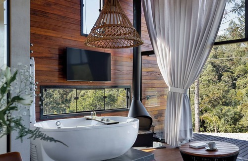 Ibirama Cabin | Cabin with hot tub and mountain views