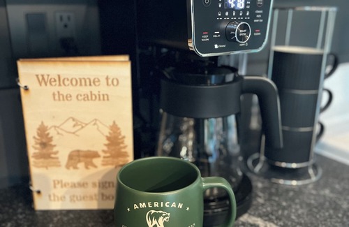 Sevierville Cabin | Cabin with Lake & Mountain Views! Lake access! Pigeon Forge, Gatlinburg!