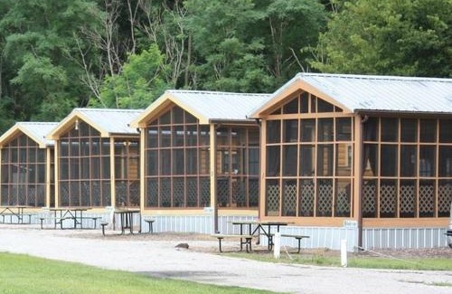 Williamson House | Cabins & Cottages at Shale Lake