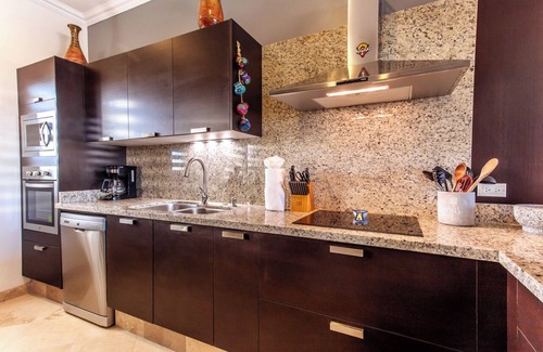 Los Cabos Condo | CABO PENTHOUSE CONDO - Rooftop deck with Private Jacuzzi at Puerta Cabos Village