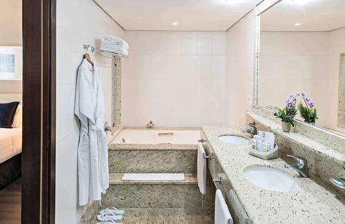 Belvedere Hotel | Caesar Business Belo Horizonte Belvedere Managed by Mercure