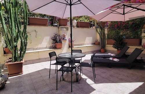 Rione XVIII Castro Pretorio Apartment | Caesar Room