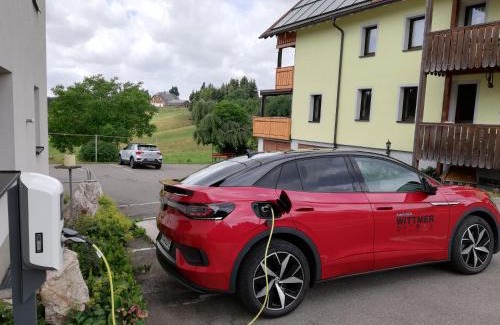 Schwarzenbach House | Café-Pension Feldbergblick