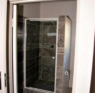 Emalahleni House | Cairos Guest House