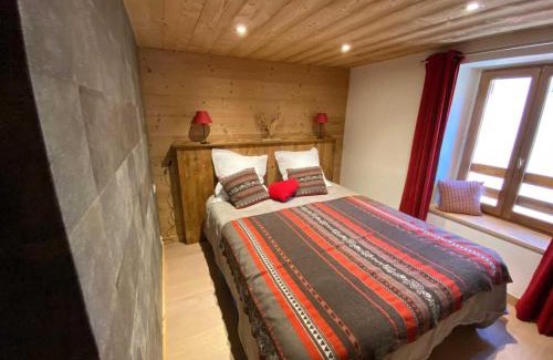 Superbolquere House | Cal xiquet