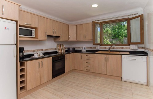 Cala d'Or Villa | *CALA D'OR VILLA*5 Bedrooms|Private Pool|Free A/C|Free WIFI|BBQ