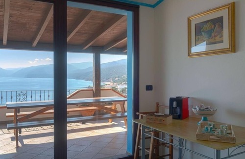 Cala Gonone Apartment | Cala Gonone, Sardinia, house with beautiful sea view