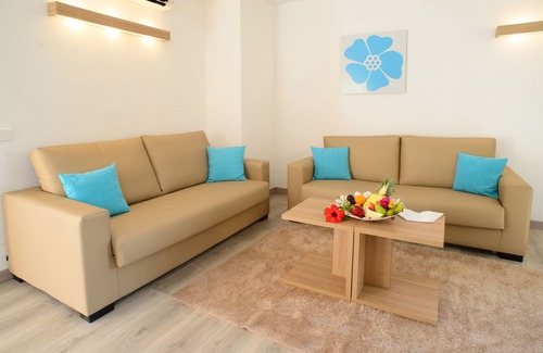 Cala Llenya Hotel | Cala Llenya Resort Ibiza - Hotel