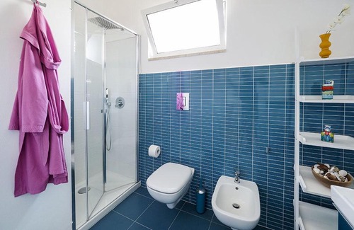Calabernardo Apartment | Calabernardo Apartment Sleeps 4 Air Con WiFi