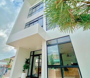 Chumphon Hotel | Calamint Residence Hotel (คาลามิ้นท์)