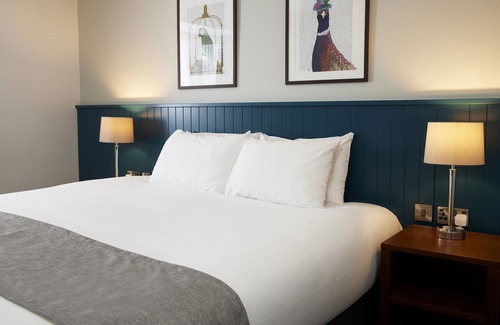 Levenmouth Hotel | Caledonian Hotel