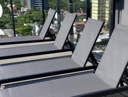 Remedios de Escalada Apartment | Calido,moderno depto con piscina, parking ,laundry