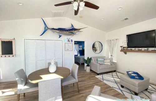 Tracy House | California Cottage