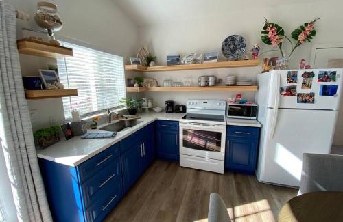 Tracy House | California Cottage