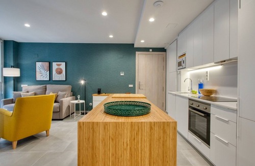 Dreta de l'Eixample Apartment | CALM APARTMENTS presents its PREMIUM APARTMENT in the heart of Barcelona.