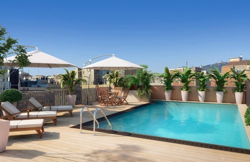 Dreta de l'Eixample Apartment | CALM APARTMENTS presents its PREMIUM APARTMENT in the heart of Barcelona.