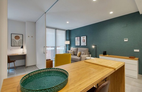 Dreta de l'Eixample Apartment | CALM APARTMENTS presents its PREMIUM APARTMENT in the heart of Barcelona.