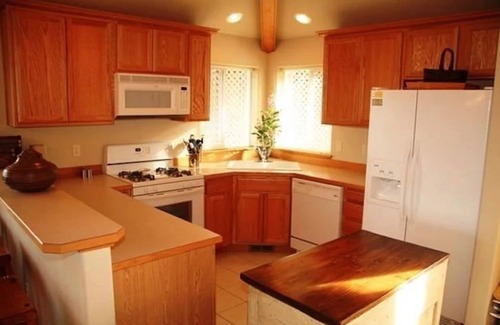 Klamath Falls House | Calm, Class & Comfort at the Running Y Ranch Resort