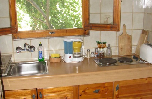 Kakovatos House | Calm located, amid an olive grove, close to the beach, wifi | holiday house Ilia