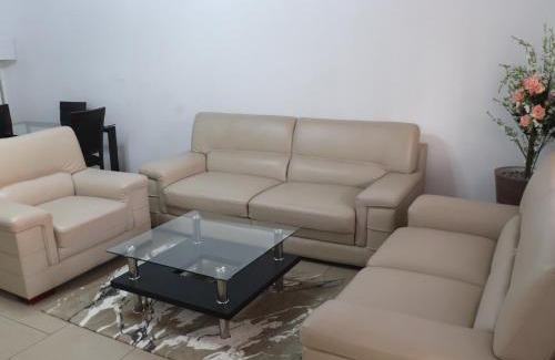 Yaounde Apartment | Calme espace à la mobile Essos