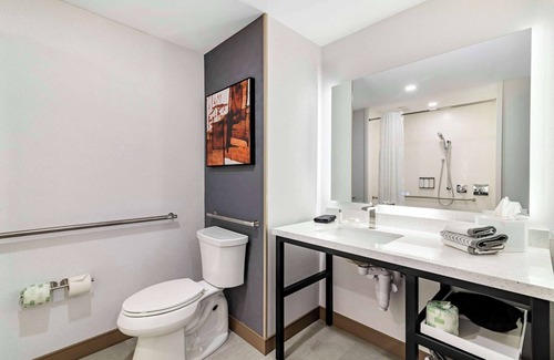 North Conway Hotel | Cambria Hotel North Conway