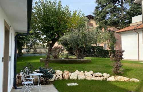 Vimercate Apartment | CAMELIA GUEST HOUSE Vimercate