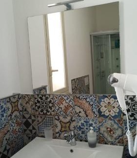 Marsala House | CAMERE LA COMETA