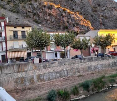 Alhama de Aragon Apartment | Camino a Monasterio de piedra