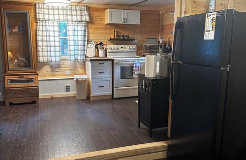Sigel Cabin | Camp Harv- close to attractions & restaurants- Clarion River- Cooks Forest