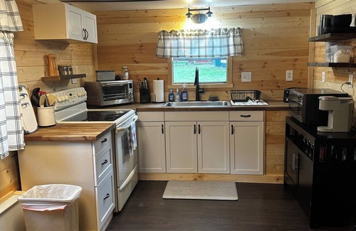 Sigel Cabin | Camp Harv- close to attractions & restaurants- Clarion River- Cooks Forest