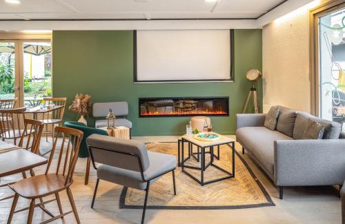 Taverny Hotel | Campanile Nature - Taverny