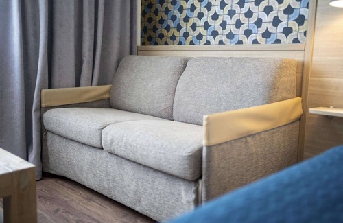 Barberey-Saint-Sulpice Hotel | Campanile Troyes Nord - Barberey