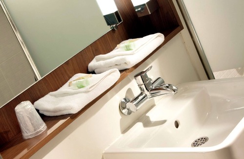 Buc Hotel | Campanile Versailles - Buc