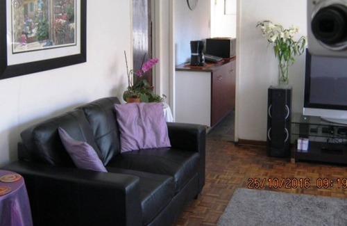 Greater Johannesburg Metropolitan Area Bed & Breakfast | Campbell's Boarding House - Home away from home - Unit 1