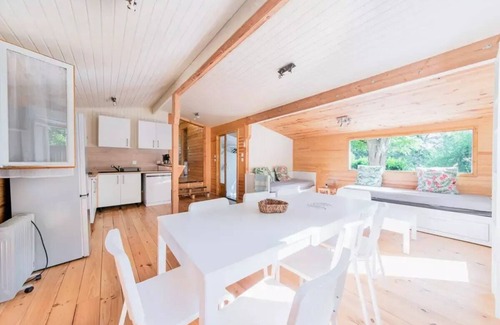 Saint-Vincent-de-Durfort House | Camping maeva Escapades Coeur d'Ardèche * - Large 4-Room Spa Chalet for 8/10 People with Air Conditioning + TV