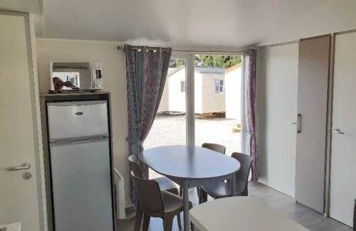 Monoblet House | Camping 3 étoiles - Piscine - ccaiaad