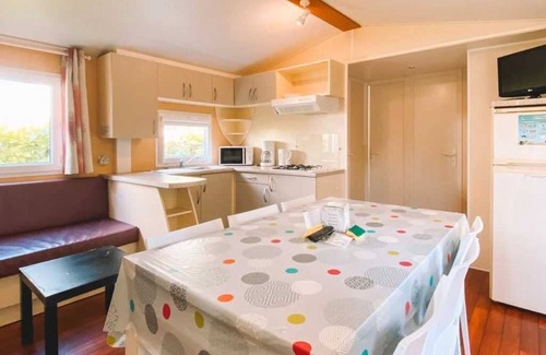 Surgeres House | Camping 3 étoiles - Piscine - ccbbbeb