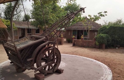 Pushkar RV Rental | Camping accommodationnWith WiFi, AC in charming Pushkar